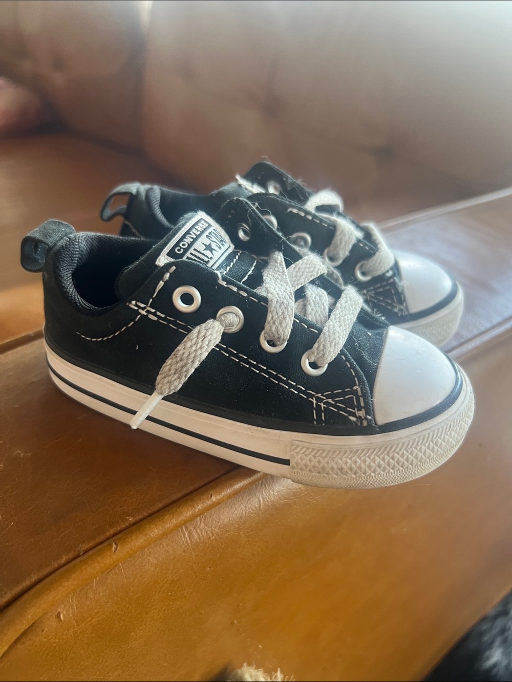 Converse All Star Toddler Street Ox  Low Top Sneakers size 6